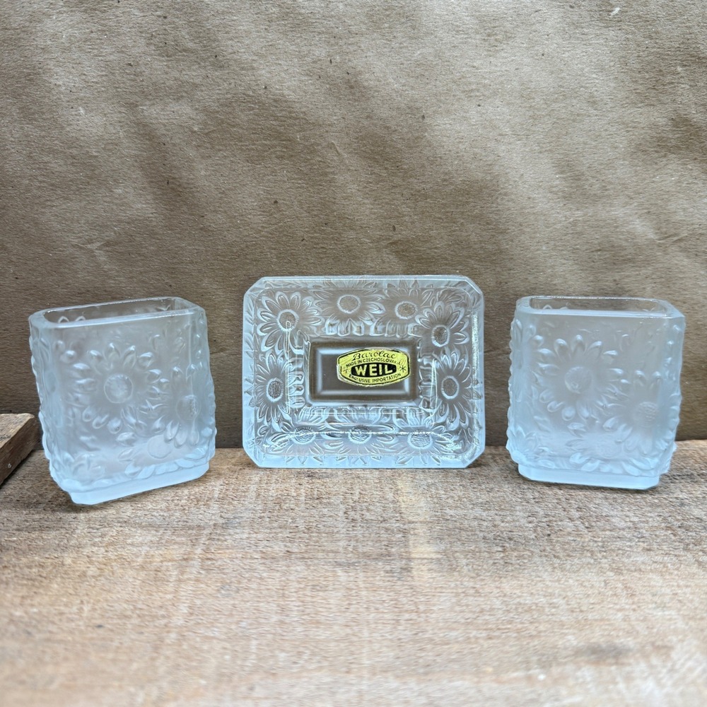 Vintage Barolac Weil Czechoslovakia Frosted Glass Sunflower Smoking Vanity Set
